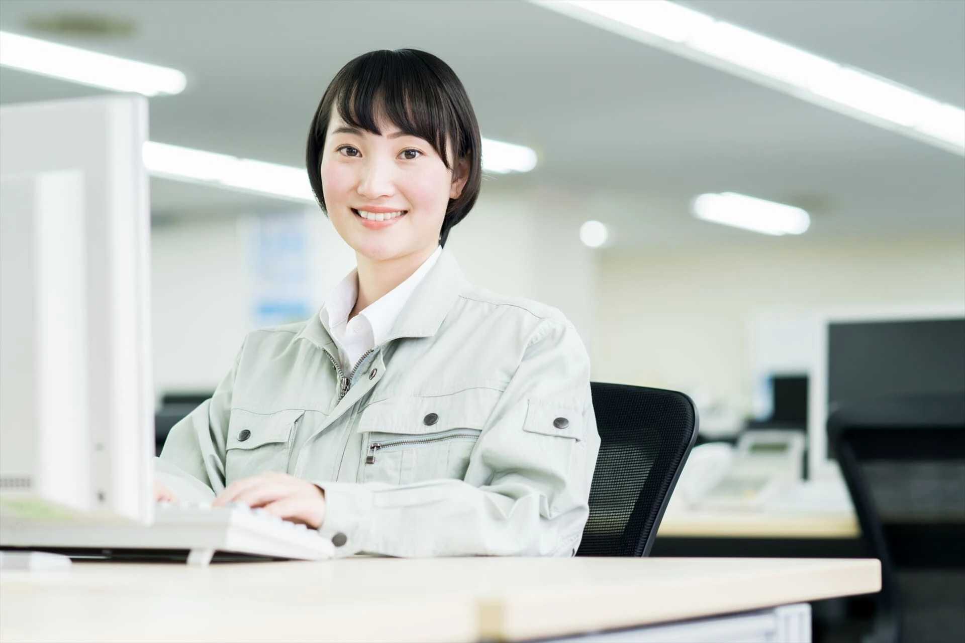 事務員